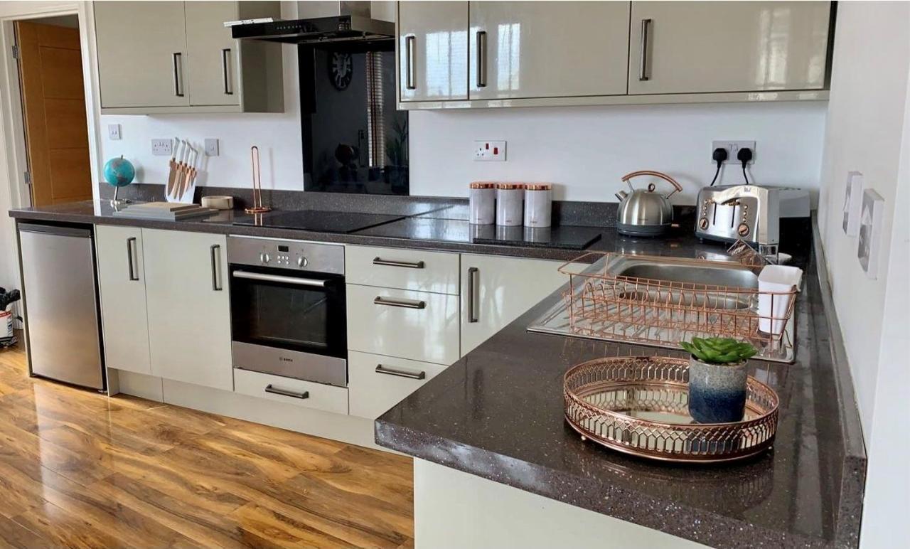 Penthouse, 2 Bedroom Apartment Great Yarmouth Buitenkant foto